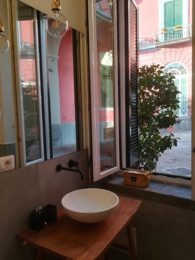 B-Montedidio Ξενοδοχείο Νάπολη Εξωτερικό φωτογραφία