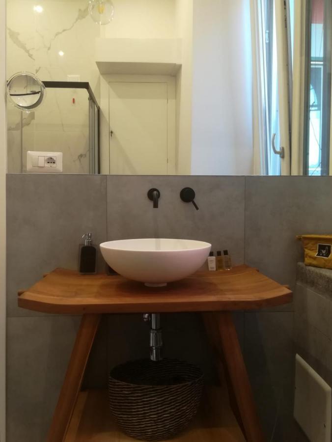 B-Montedidio Ξενοδοχείο Νάπολη Εξωτερικό φωτογραφία