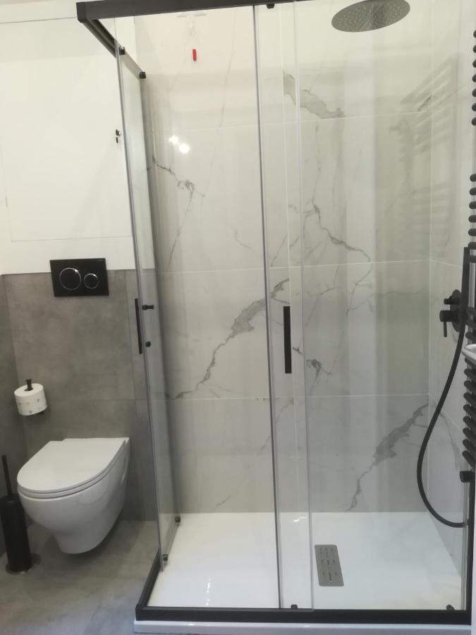 B-Montedidio Ξενοδοχείο Νάπολη Εξωτερικό φωτογραφία