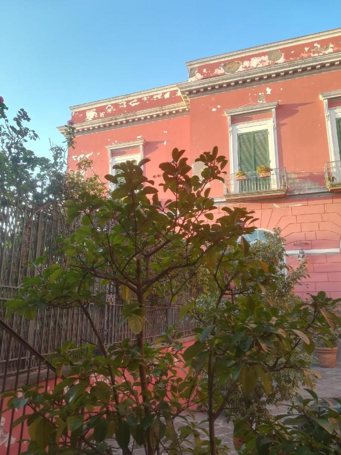 B-Montedidio Ξενοδοχείο Νάπολη Εξωτερικό φωτογραφία